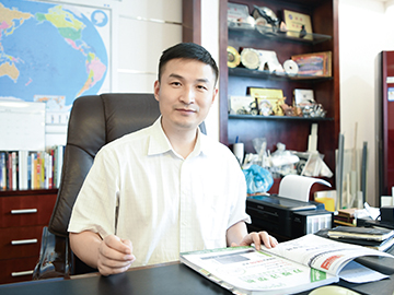 科貝?。簲D出智能化道路上的先行者