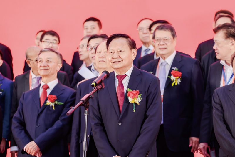 中國輕工業(yè)聯(lián)合會黨委書記、會長張崇和部長宣布2024中國國際塑料展開幕-拷貝