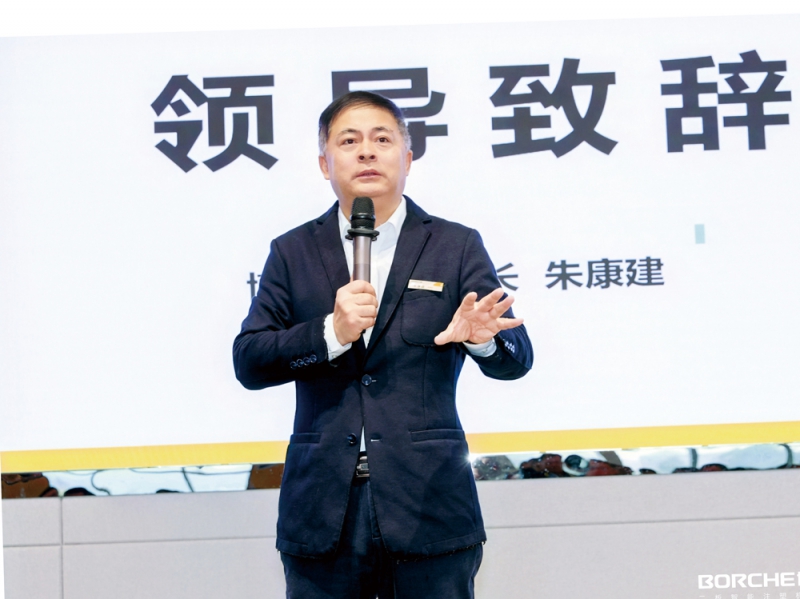 博創(chuàng)董事長(zhǎng)朱康建博創(chuàng)不做“大超市”，而要做“專(zhuān)賣(mài)店”，目標(biāo)是成為注塑機(jī)行業(yè)人均產(chǎn)值最高、競(jìng)爭(zhēng)力最強(qiáng)的企業(yè)-拷貝
